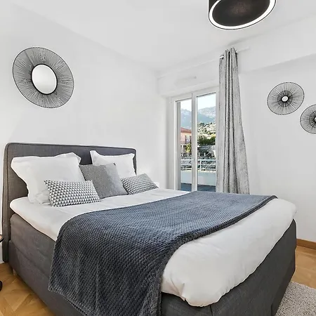 Luxury Monaco Sea View Penthouse Le Lord 아파트 *